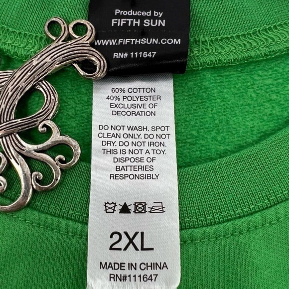 Fifth Sun We Hiss You a Meowy Catmas Green Crewneck Sweatshirt Size 2XL Cat Lady - Picture 8 of 14